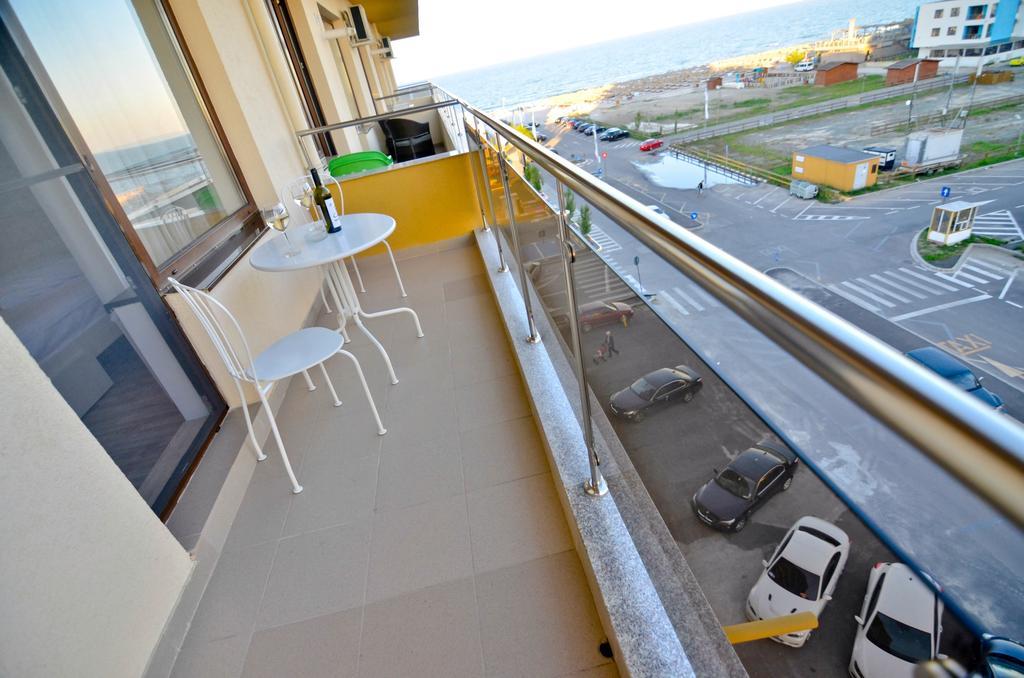 Apartment Sea View