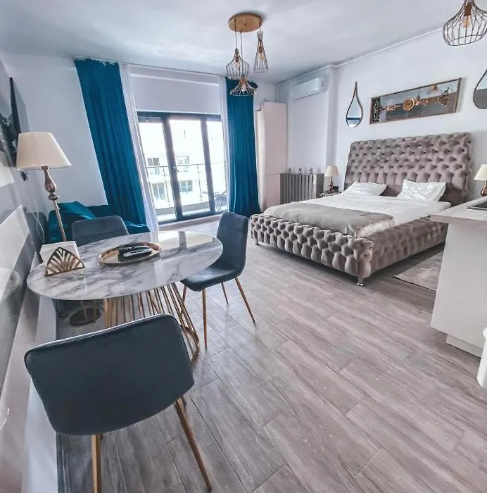 Mamaia Luxury Studio Apartment T-1