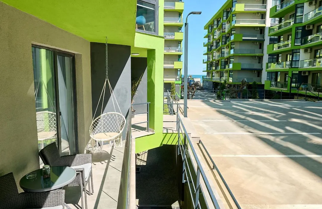 Sunset By The Sea Apartment - Spa Pools Resort-1