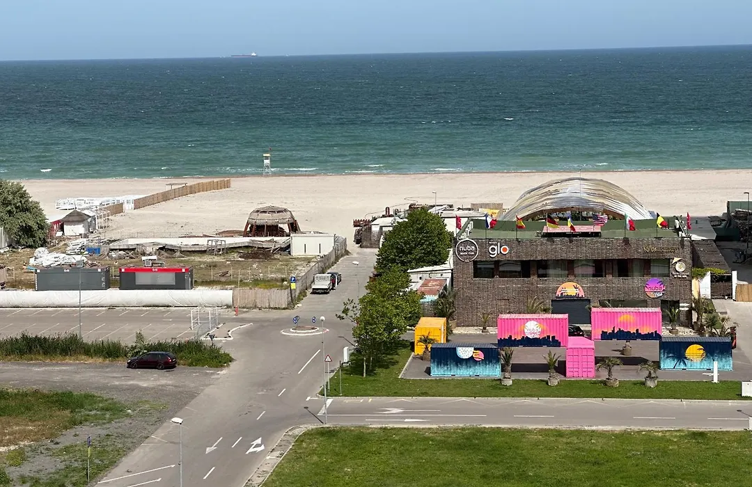 BlueSea Summerland Mamaia-1