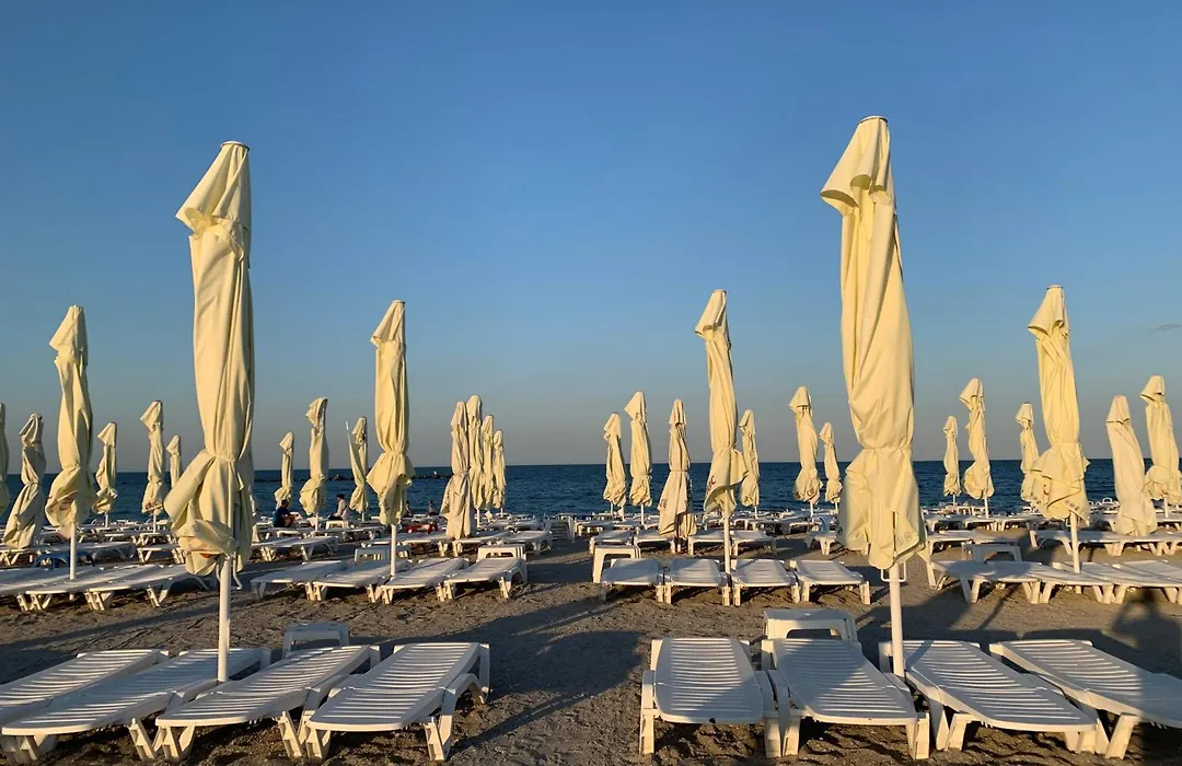 Dincolo de nori-Mamaia-1