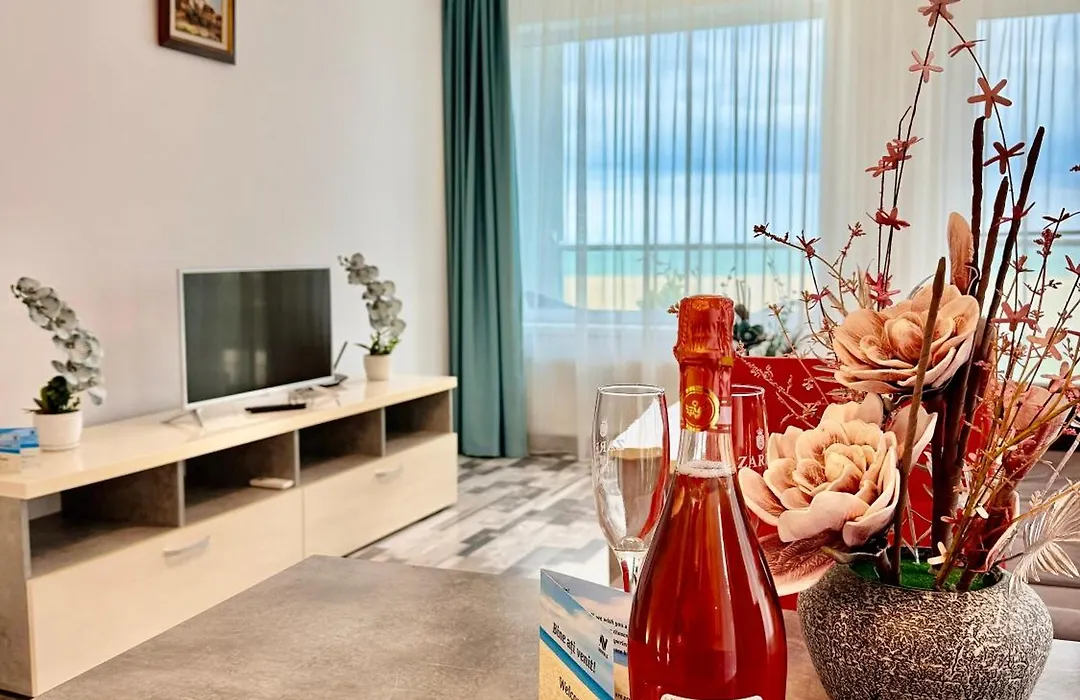 Aqua Vista Aruba Mamaia Apartament Vedere Frontală la Mare - Parcare Privată-1
