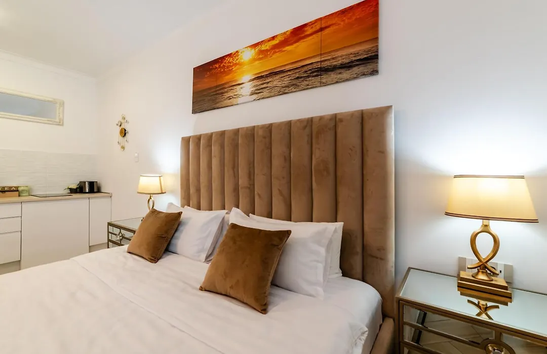 Beach View Studio-1