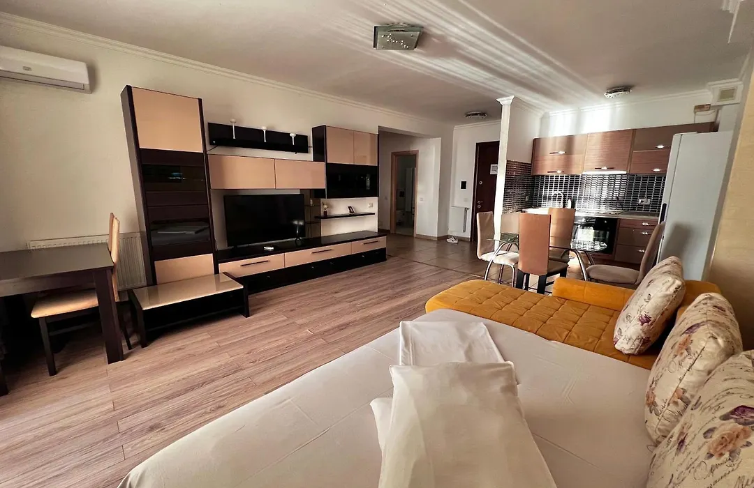 Lake Apartments Solid Mamaia-1