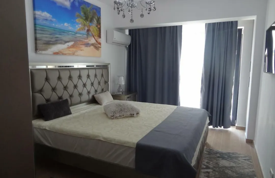 Emerald Desilva - Loft And Nuba Beach-1