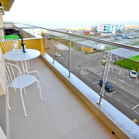 Summerland Happy Blue Apartments-3