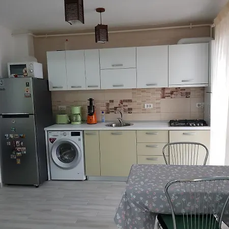Flory'S Apartment Mamaia-3