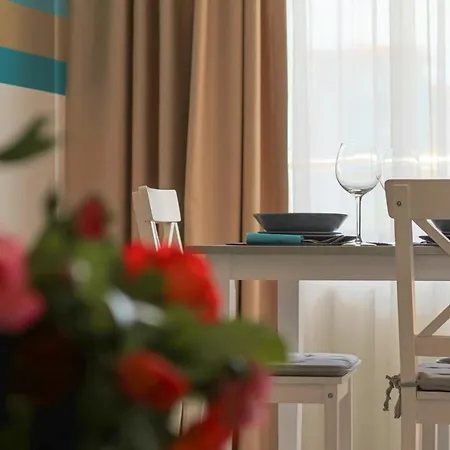 Fratelli Apartments Summerland Mamaia-2