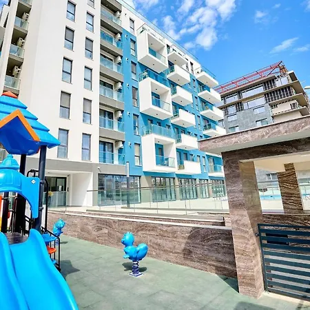 Turquoise Apartment Nord10 - Pool N Parking-2