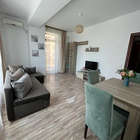 Summerland Beach&Sun Apartments-2