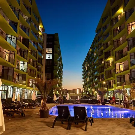 Vintage Breeze Apartment - Spa Pools Resort-2