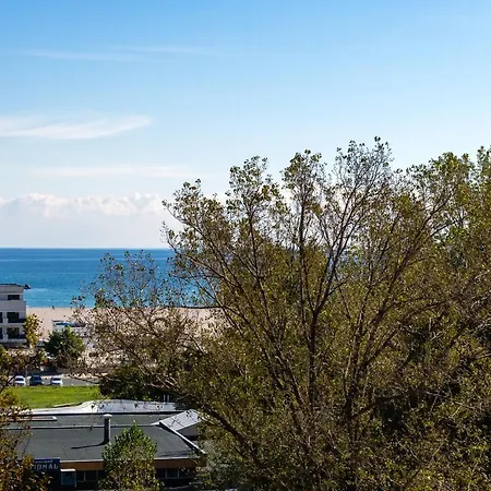 Solid Residence Mamaia Luminita-3