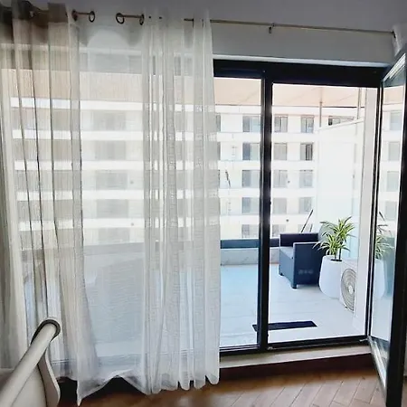 Mamaia Nord Studio la 10 m de plaja langa cluburi-2