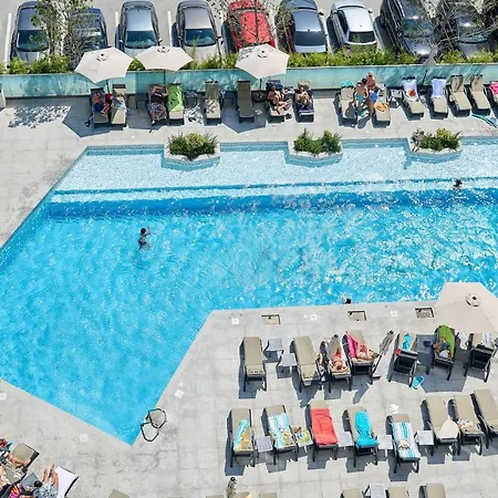 Wave N' Sea Apartment In Infinity Beach Resort - Parking-3