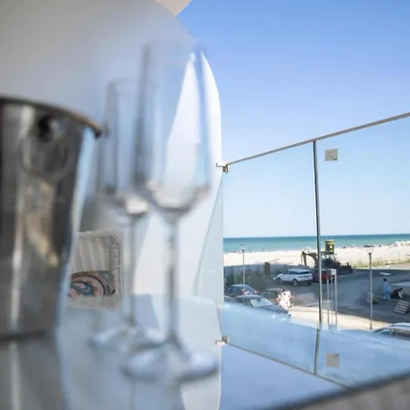 Anais Beachfront Studio I Sea View I Mamaia Nord-2