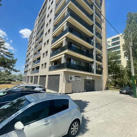 Myamar Premium Apartments Mamaia-3