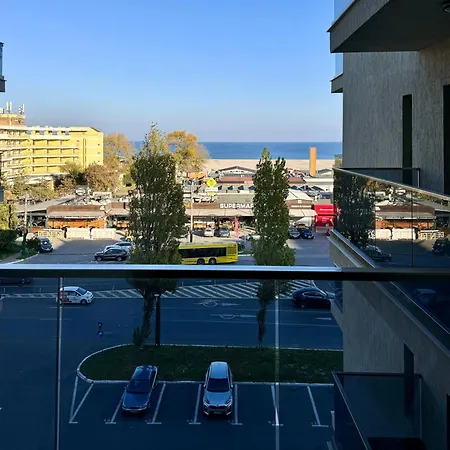 Lamera - Solid Butoaie Apartamente si studiouri cu parcare si vedere la lac si mare-3