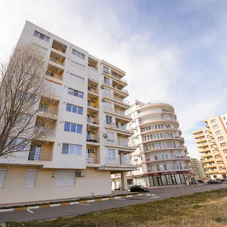 Summerland Relax Apartments-2