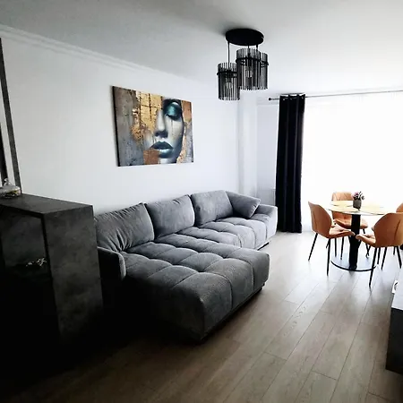 Luna Studio-2
