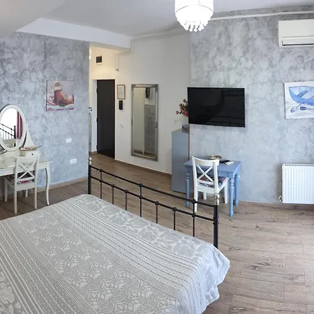 Bluemarina Apartamente-3