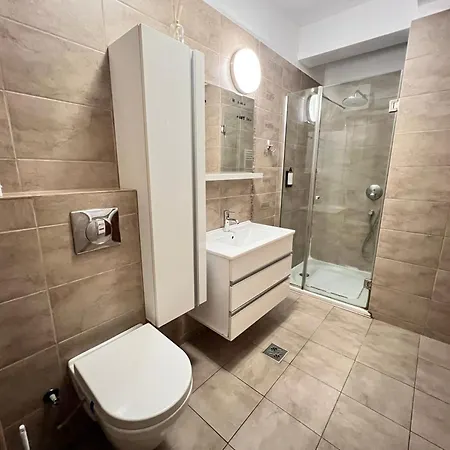 Lake Apartments Solid Mamaia-2