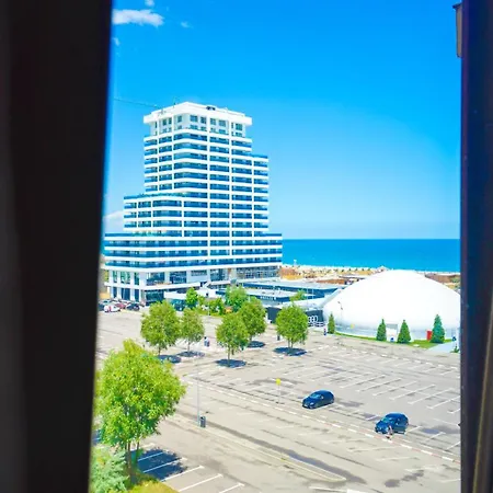 Aqua Summerland Apartments-2