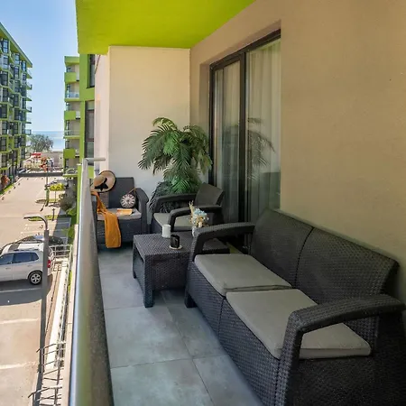 Sunset View Apartment- Spa Pools Resort-3