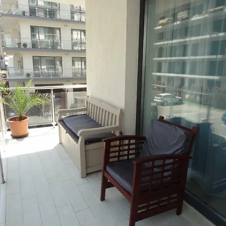 Emerald Desilva - Loft And Nuba Beach-3