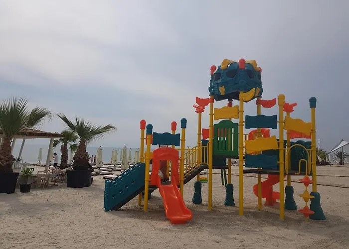 911 Cazare Mamaia