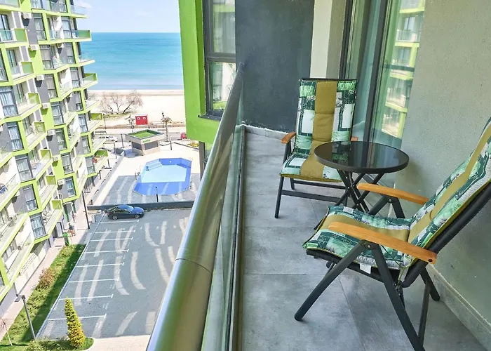 Moonstar Apartment - Spa N Pools Beach Resort Mamaia