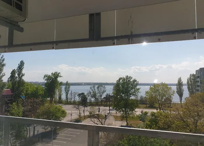 John'S Luxury Apartments Mamaia