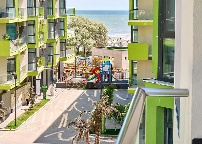 Sunset View Apartment- Spa Pools Resort Mamaia