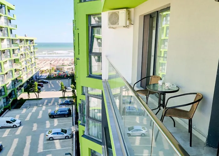 Seascape Apartment Spa N Pool Beach Resort Mamaia