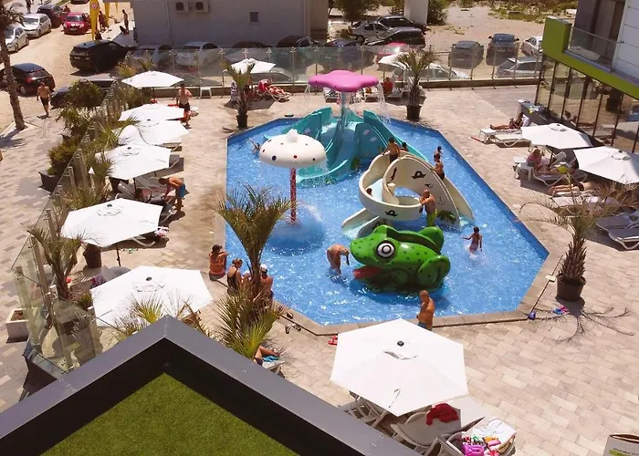 Provence Apartment In Spa N Pool Resort Mamaia