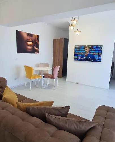 Constangeles Apartment By Solid Residence Butoaie Mamaia