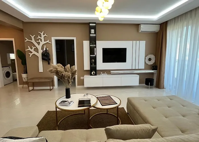 Sas 2 Luxury Apartments Mamaia