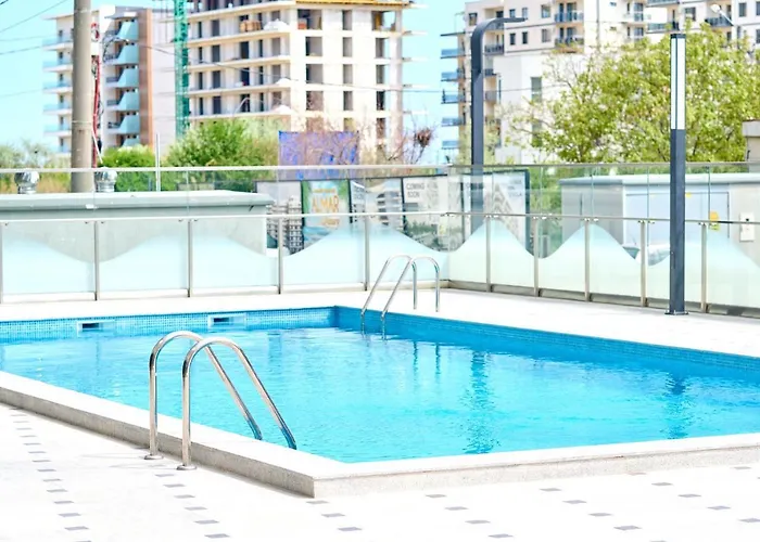 Sunny Home Apartment Nord10 Pool & Playground Mamaia