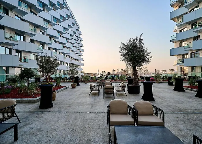 Azul Apartment In Infinity Beach Resort - Parking Mamaia
