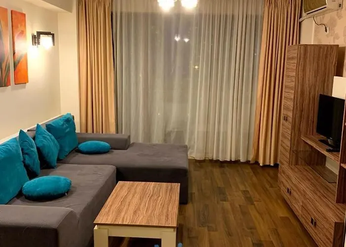 Arlequin Apartments Mamaia