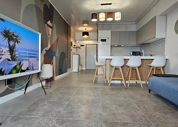 Sunset Lake Boutique Apartment Mamaia