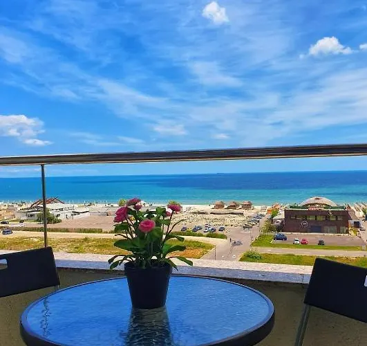 Nuba Sun Apartments Mamaia