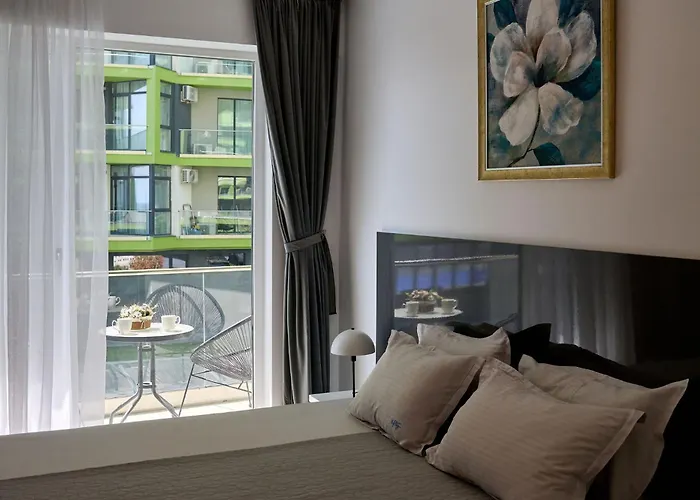 Maya Apartment- Spa N Pools Beach Resort Mamaia