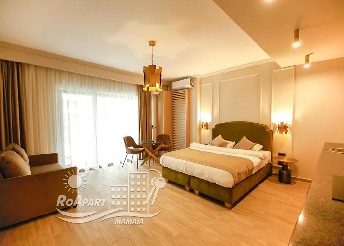 RoApart- Studio de lux cu vedere lac si mare la 2 min de plaja Mamaia