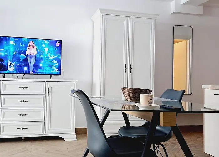 Mamaia Nord Studio la 10 m de plaja langa cluburi