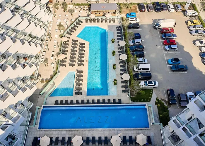Summer Residence Apartment In Infinity Beach Resort - Parking Mamaia