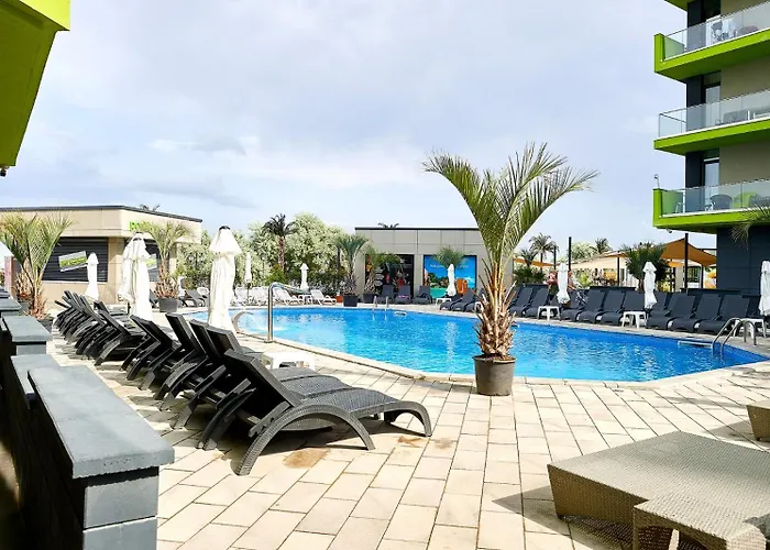 Evelyn'S Apartment Spa&Pool Beach Resort Mamaia