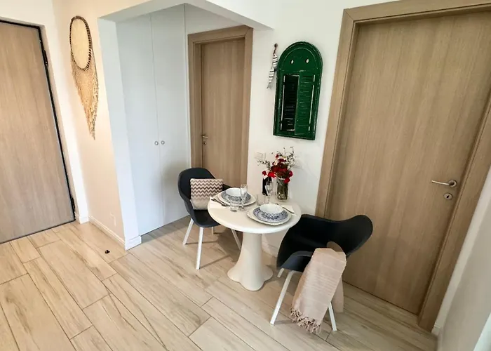 White Tower Mamaia - Private Apartment