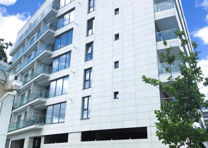 Mamaia's Minimalist Loft Apartment