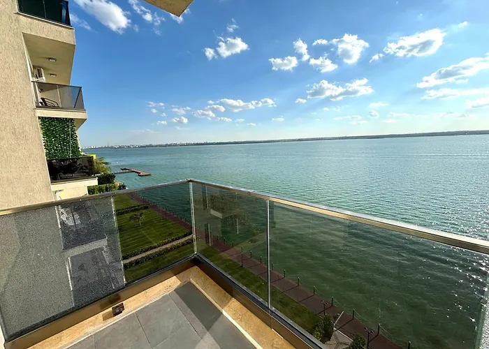 Viva Residence Solid House Mamaia