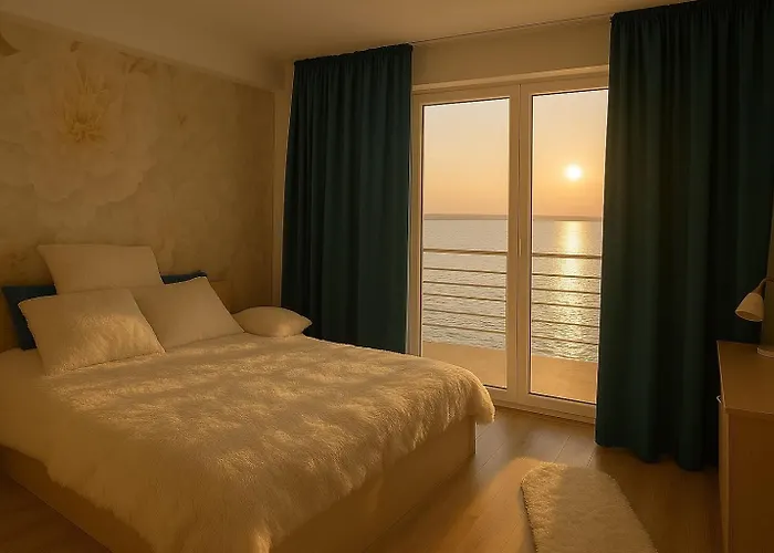 Mamaia Lake Residence